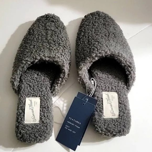 NWT Gray Margot Mules Universal Thread Sherpa Shoes Slippers Slip On - Picture 3 of 3